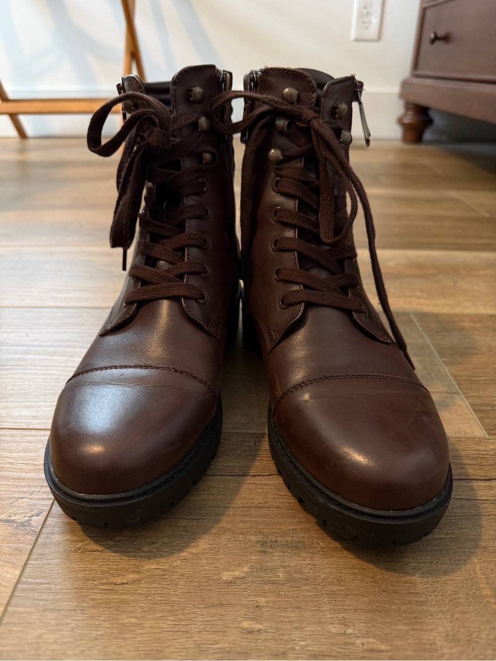 Blondo Waterproof Dark Brown Leather Lace-Up Combat Boots, Size 9.5